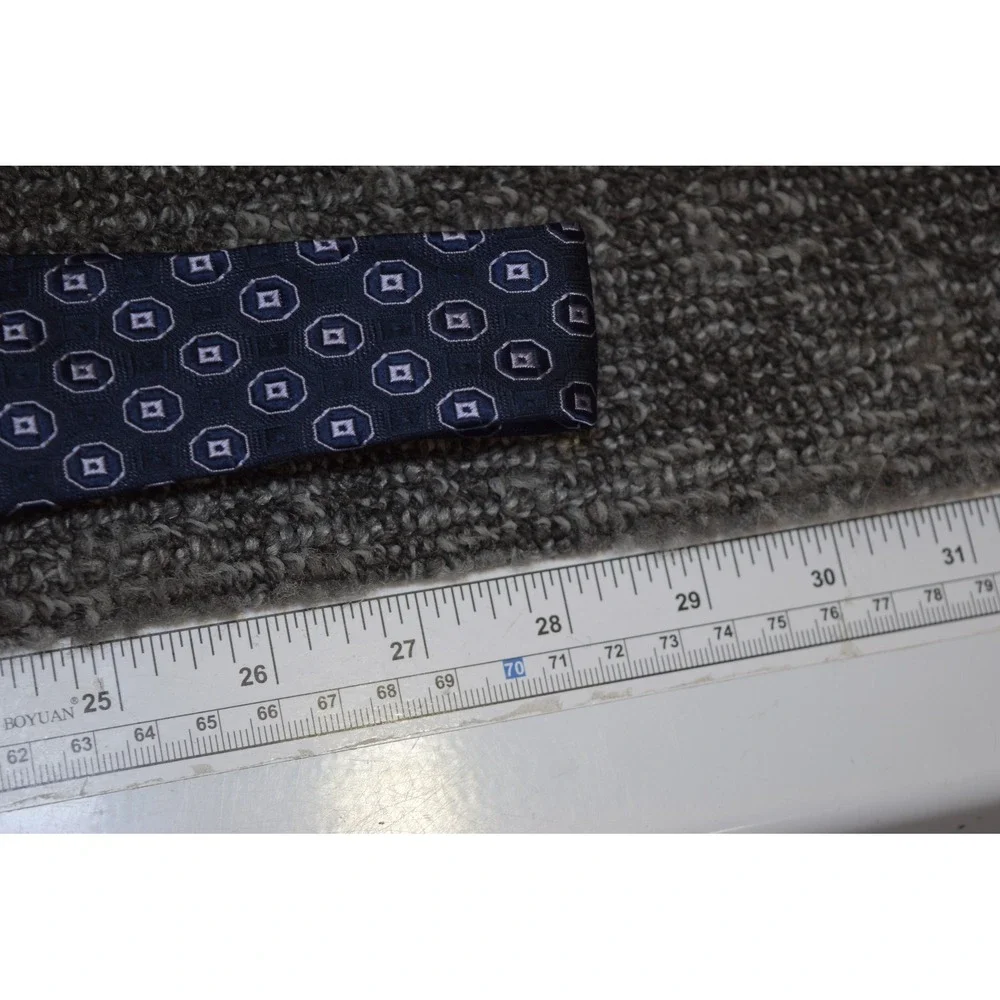 Jos A Bank Men's Silk Neck Tie Dark Blue Geometric Circles 57